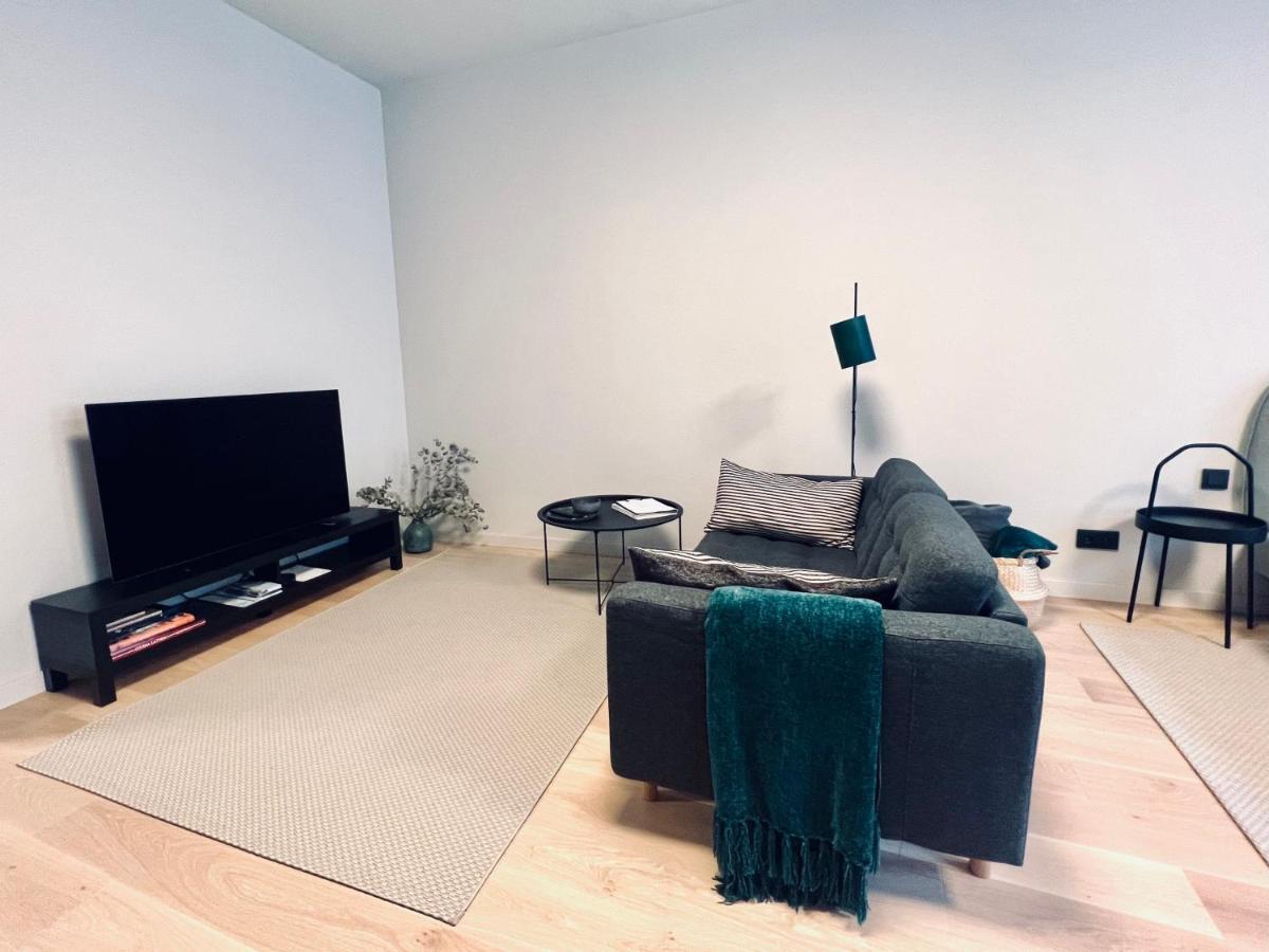 Stylish New Apartment In Riga Old Town - City Centre, Self Check-In, Walkable To Major Attractions Exterior foto